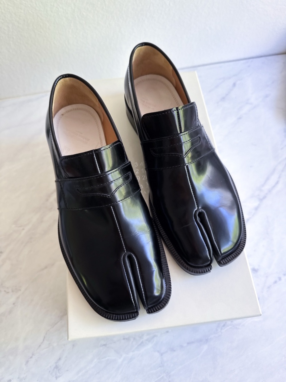 EUC Maison Margiela Black Tabi Loafers Size 37